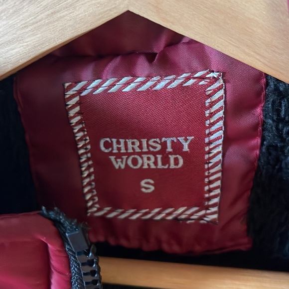 Light jacket size small. In very good condition - Picture 2 of 4